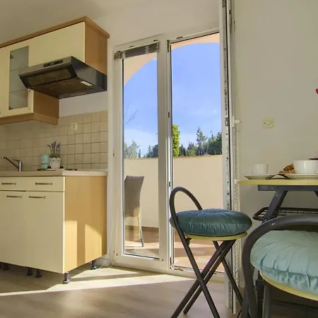Apartman Sunshine Place By The Lukoran