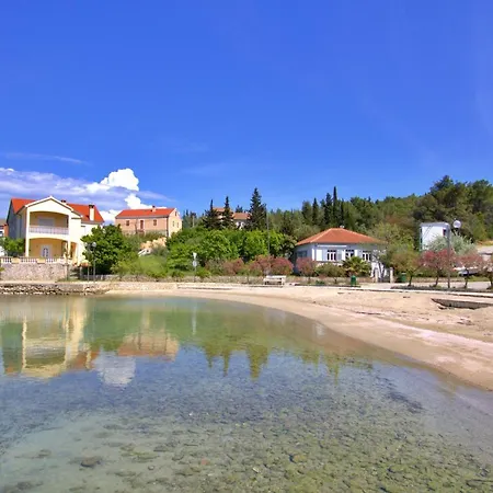 Διαμέρισμα Sunshine Place By The