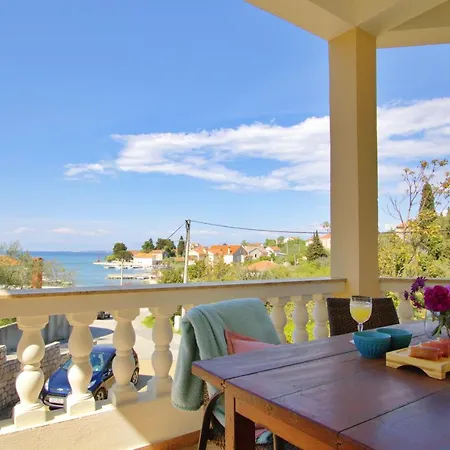 Lejlighed Sunshine Place By The *