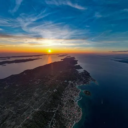 Sunshine Place By The