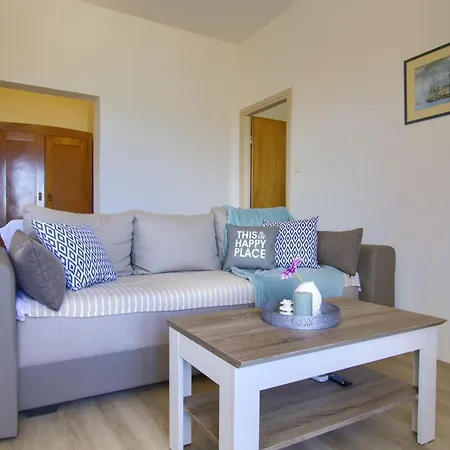 Sunshine Place By The Daire